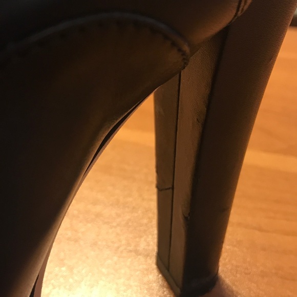 The most killer Gucci booties + shoe bags - Picture 8 of 8